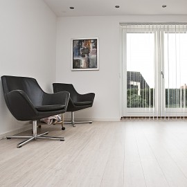 Bambus Ekstrem. Dim. 22 x 192 x 1830 mm. Natur. Hvid matlak.