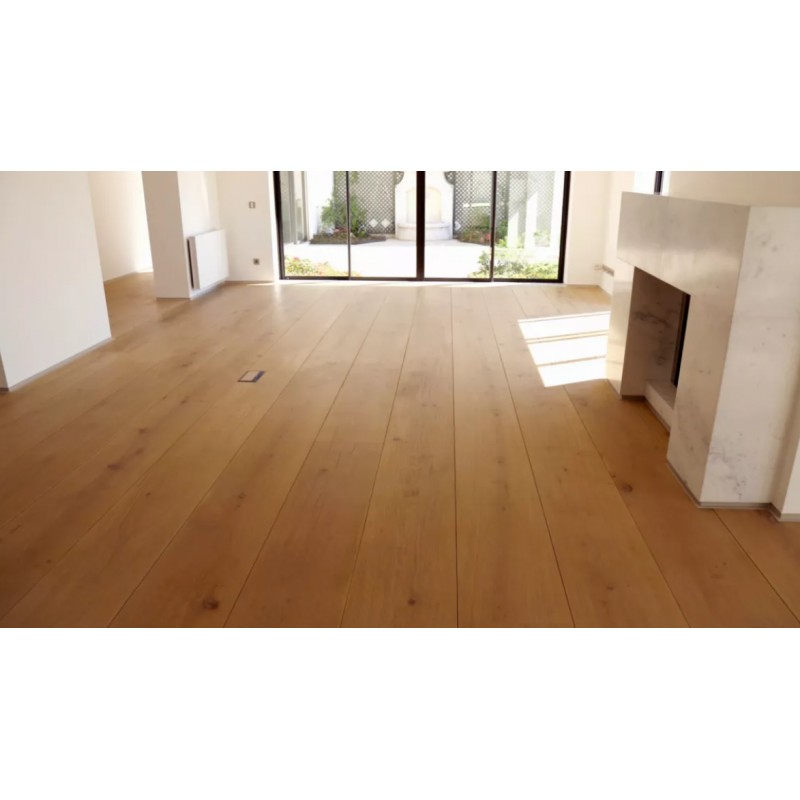 Massiv Eg Planker. Natur. Dim. 30 x 450 mm. Faldende længde: 2 til 6 meter. Ubehandlet.