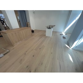 Herregårdsplank. Lamel Eg Planker. Dim. 15 x 260 mm. Rustic. Let børstet. Neutral Mat Lak.