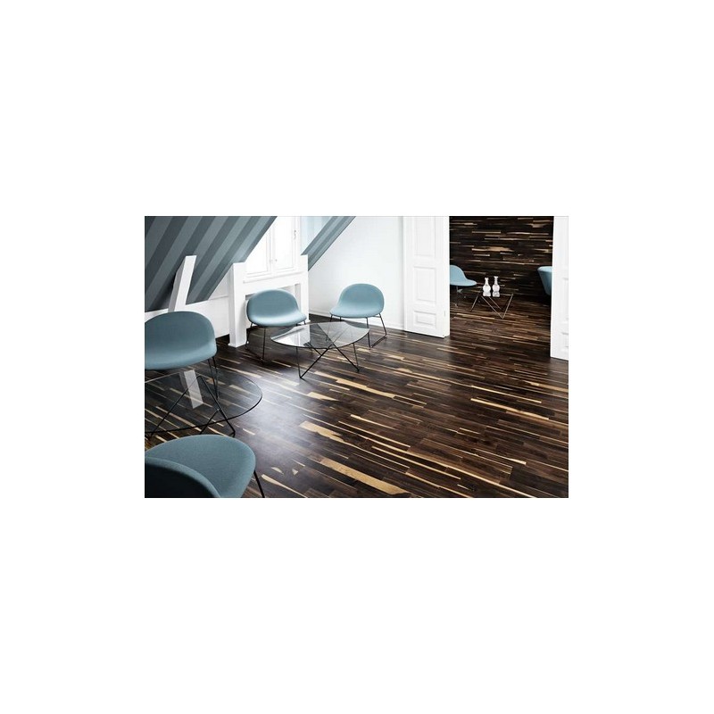 Massiv Moseeg Parket. Variation. Dim. 14 mm x 129 x 0-1890 mm. Ultramat lakeret.