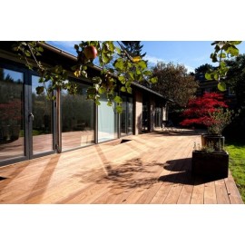 Massiv FSC Thermo Ask Terrasseplanker. Dim. 21 x 125 mm. Glat/Glat. Længde: 1800-3600 mm.